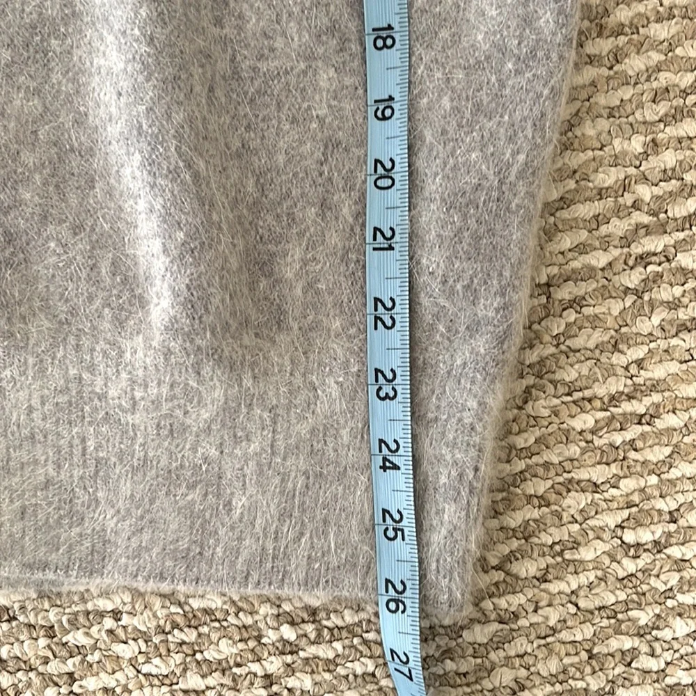 Rare Vintage Sia Bellini Gray Angora Button Up Sweater w/Full Silver Fox Sz L - Picture 11 of 12